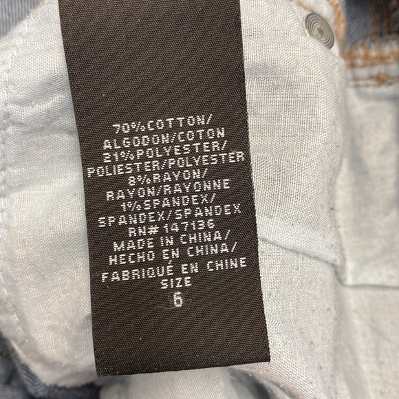 1822 Denim Distressed Skinny Jeans Size 6 - Picture 9 of 10